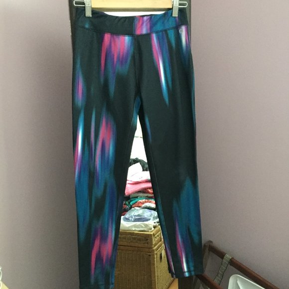 $5 ADD ON!  Joe Fresh Kids Active Leggings - Picture 1 of 6